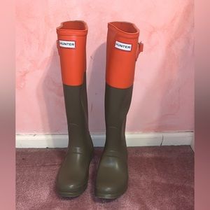 Olive color block hunter boots